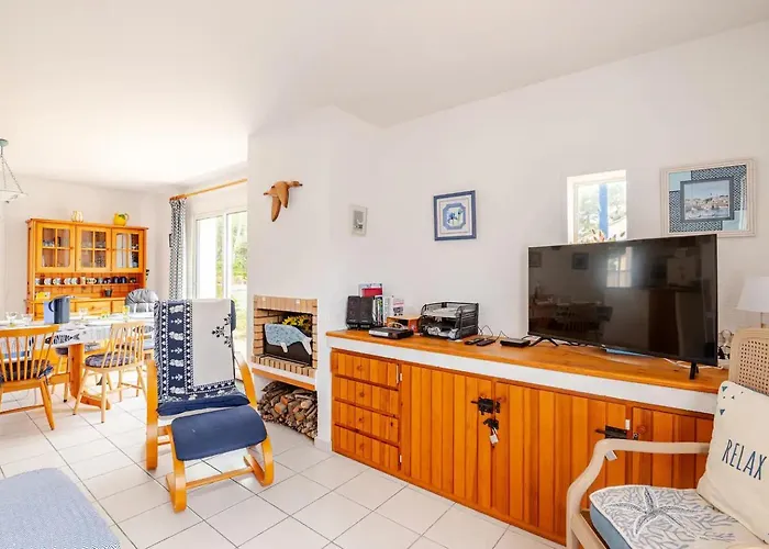 La White House, 8 Personnes/8 Velos + Free Parking Holiday home *